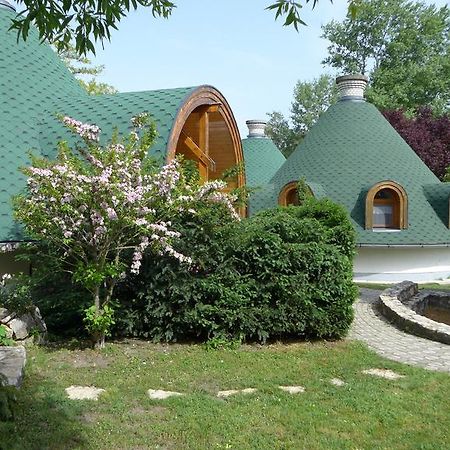 Gesztenye Nyaralopark Balatonudvari Buitenkant foto