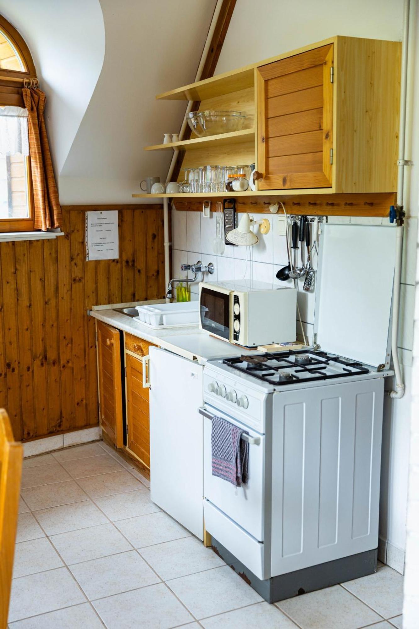 Gesztenye Nyaralopark Balatonudvari Buitenkant foto